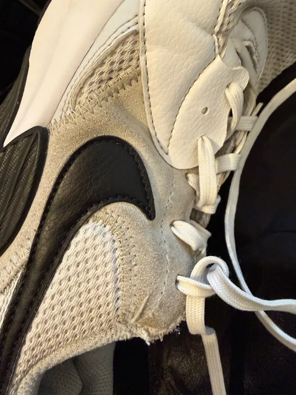 Nike Air Max Black and White/Cream - Image 5