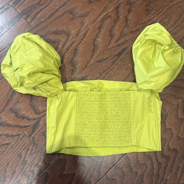 Abercrombie & Fitch Lemon Lime Off-Shoulder Puff Sleeve Crop Top - Image 6