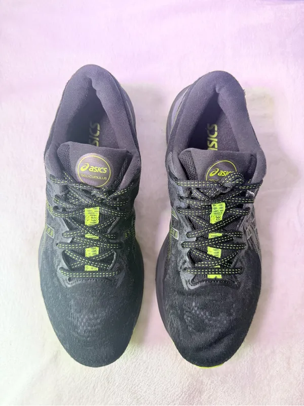 Asics Black Running Shoe with Neon Green Accents - Image 4