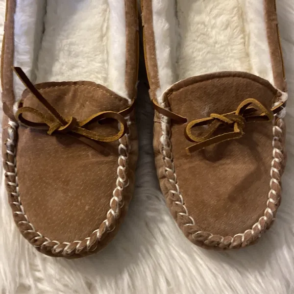 LAMO Shoes sue 10 never been worn excellent condition - Image 2