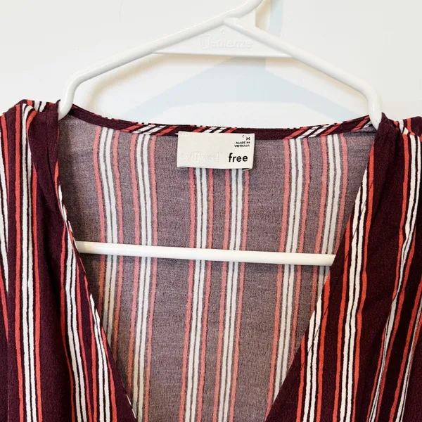New. Wilfred Free Aritzia Stripe Shannon Wrap Blouse - Image 6
