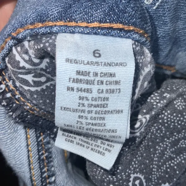 American Eagle Outfitters Light Blue Cropped Artist Ripped Jeans Size 6 - Image 7