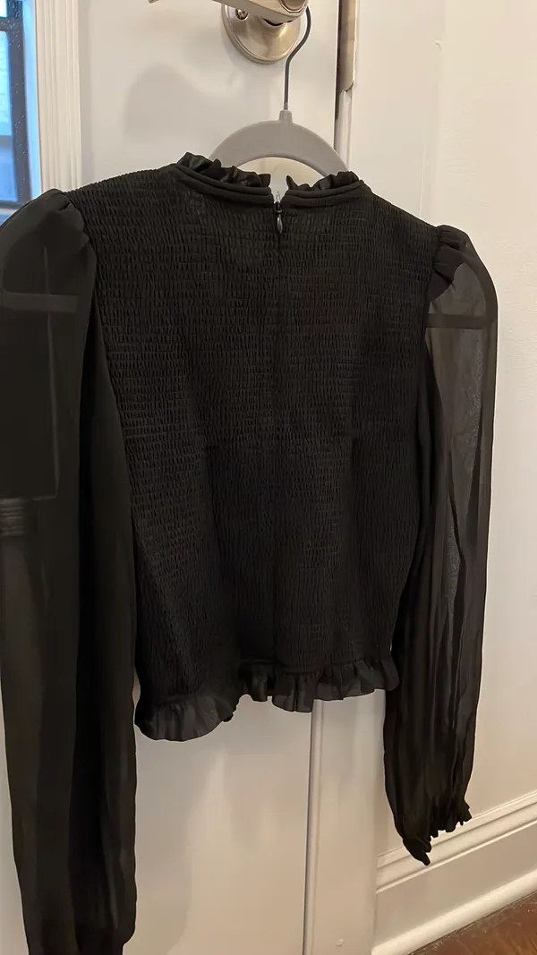 Aritzia Wilfred Black Top - Image 3