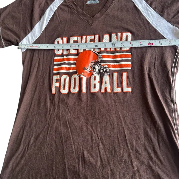 Cleveland Browns NFL Team‎ Apparel Women's V-Neck T-Shirt - Extra Large - Image 3