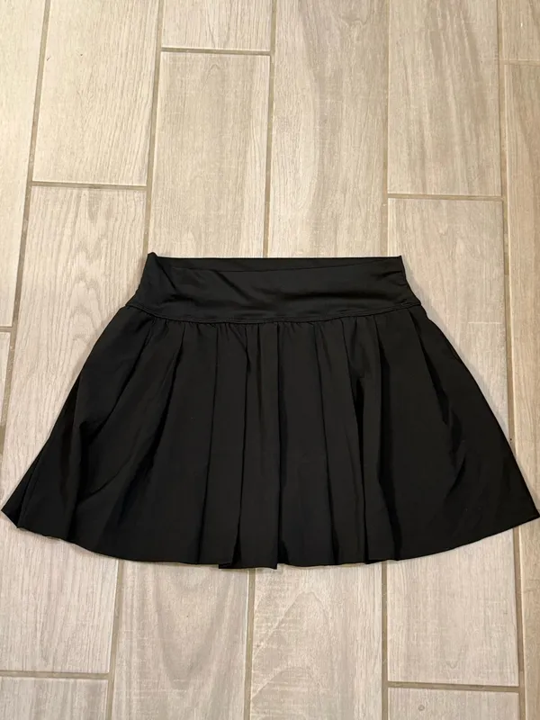 Vanilla Star Black Pleated Tennis Mini Skirt - Image 3