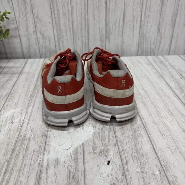 Womens Size 7.5 On Cloud Cloud Flow Sneakers - Image 4