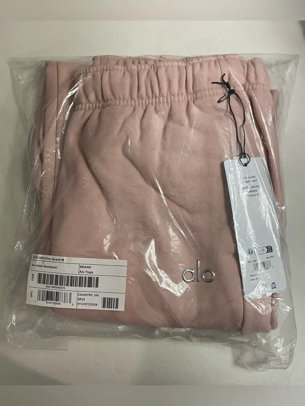 Alo Yoga NWT Accolade Sweatpants Joggers Pink Quartz Size M - Image 6