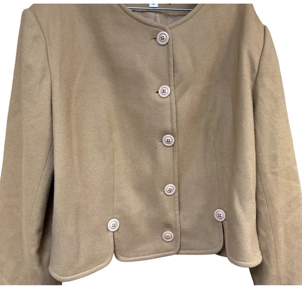 Orvis Women100% Wool Camel Tan Collarless Cropped Blazer Jacket Size 14 USA Made - Image 3
