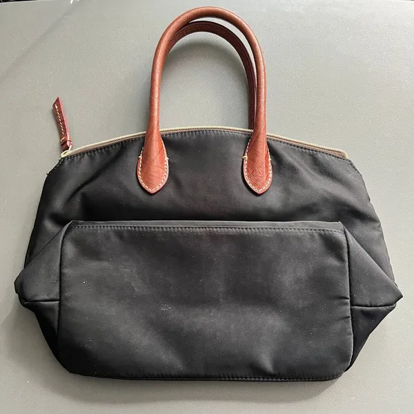 Guess by Marciano Dooney & Bourke Womens Handbag Old Money Quiet Luxury Classy Glam Feminine - Image 2