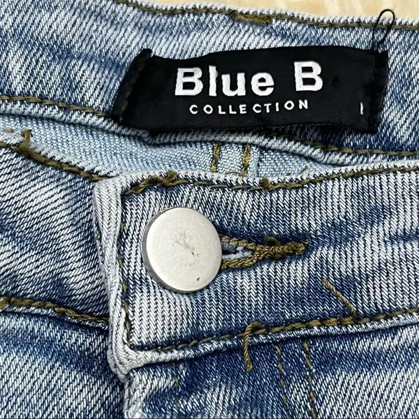 Blue B Buckle Light Wash Distressed High Waist Skinny Jeans L - Image 4
