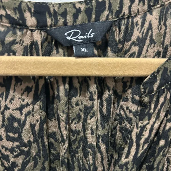 Rails Olive Long Sleeve Dress - Image 2