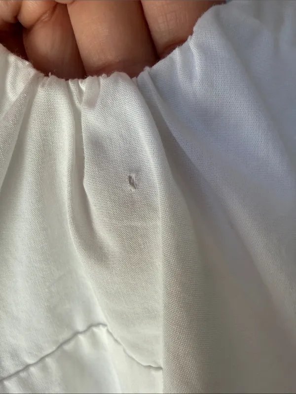 Abercrombie & Fitch White Puff Sleeve V-Neck Crop Top - Image 5