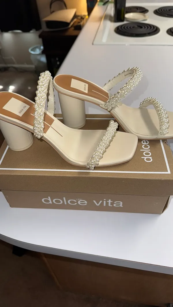 Dolce Vita White Pearl Heels Size 8.5 - Image 4