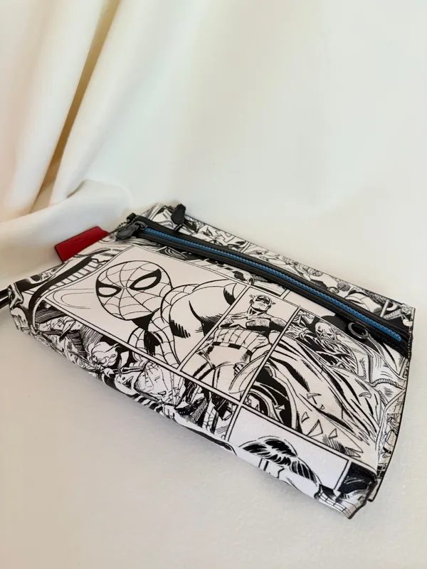 Coach Marvel Carryall Pouch 1828 - Image 3