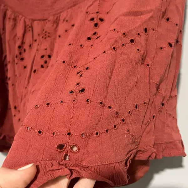 American Eagle red terracotta stretchy pull on shorts - Image 6