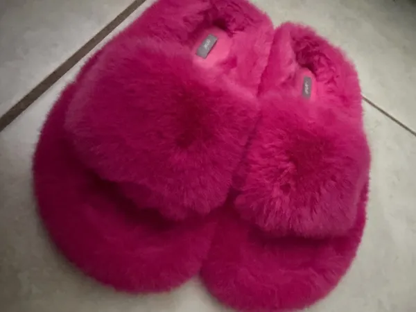 Aerie Slippers Fuzzy Pink Open-Toe - Image 3