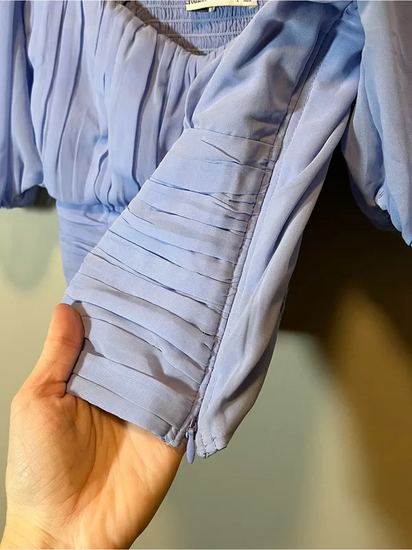 Abercrombie‎ & Fitch Blue Puff Sleeve Top Small - Image 5