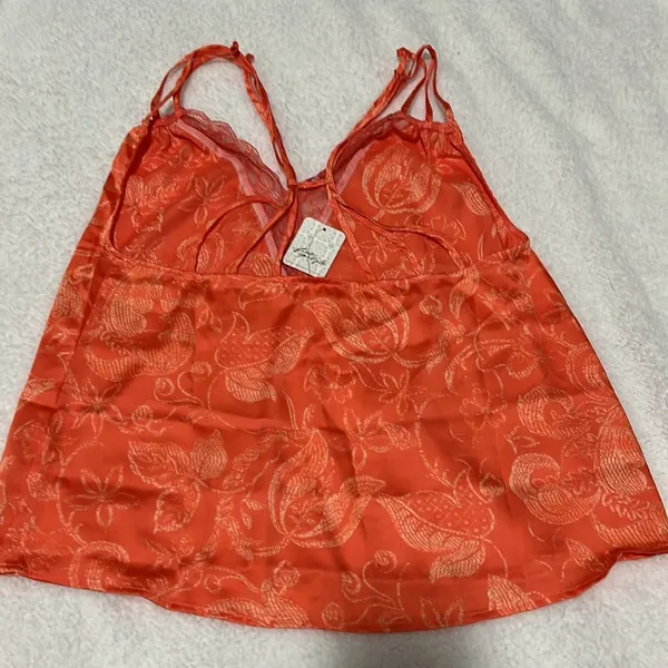 Off The Coast Cami Color: Coral floral print Size M NWT - Image 6