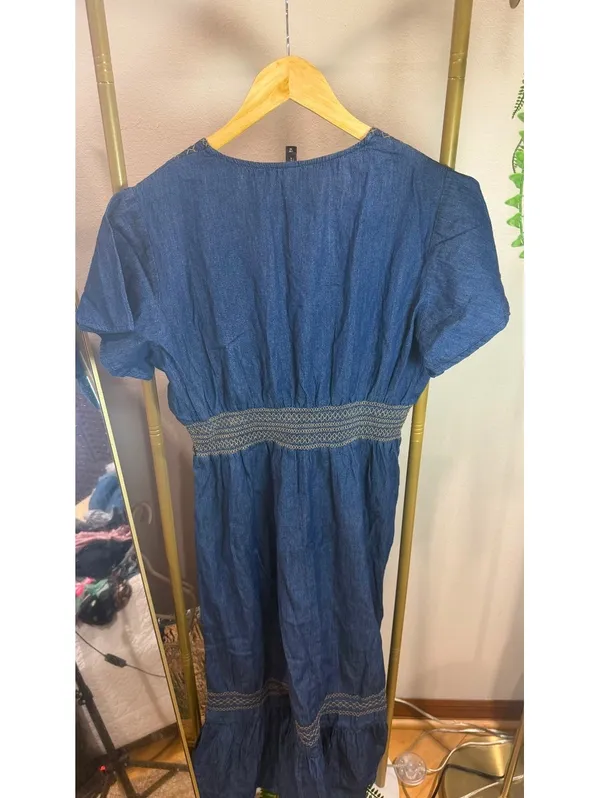 Like new Size M Indigo & Lace Embroidered Smocked Waist - Image 2