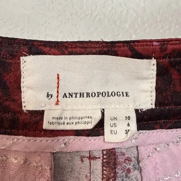By Anthropologie Low Rise Pleated Floral Satin Trousers Wide Leg Size 6 - Image 4