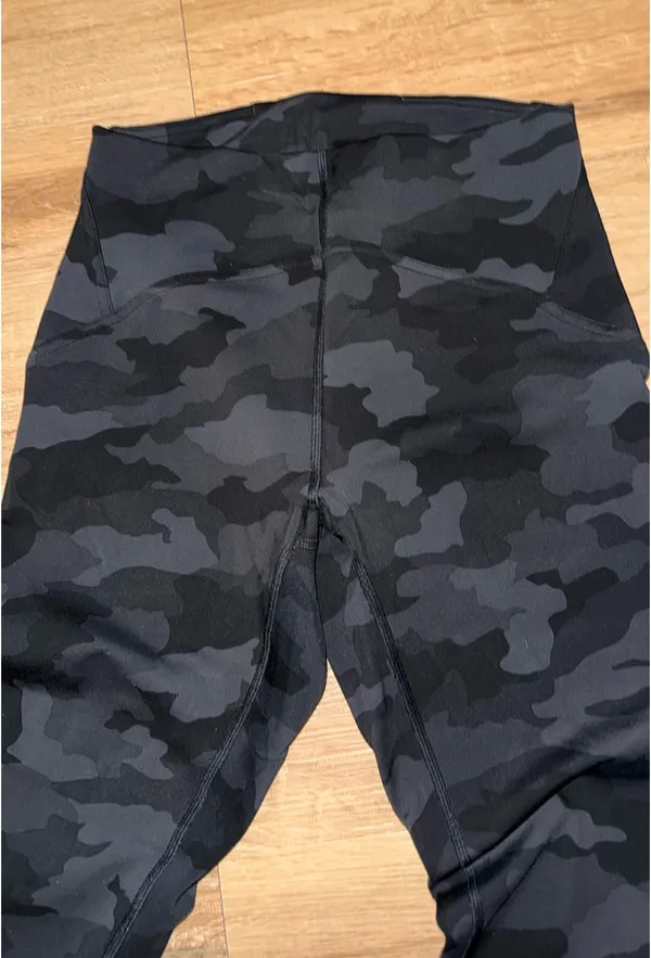Lululemon Leggings 25" - Image 3