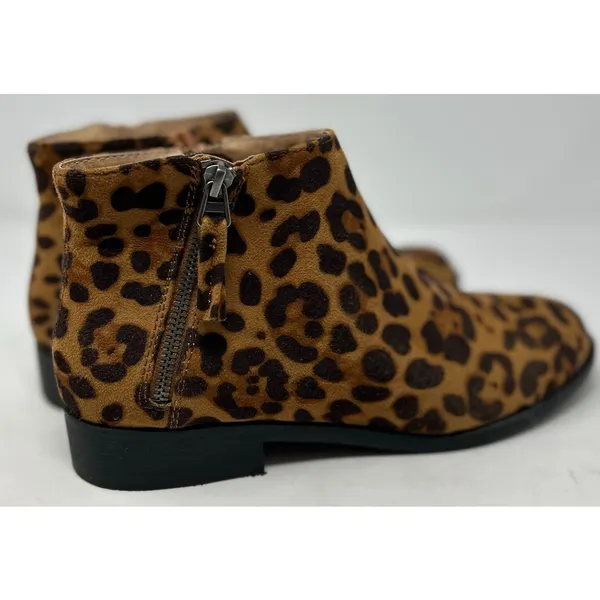 Time‎ and Tru Women's Memory Foam Animal Print Faux Suede Boots Size 9 - Image 3