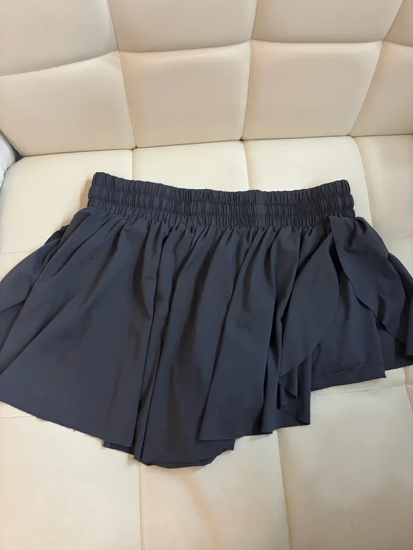 black athletic skirt - Image 2
