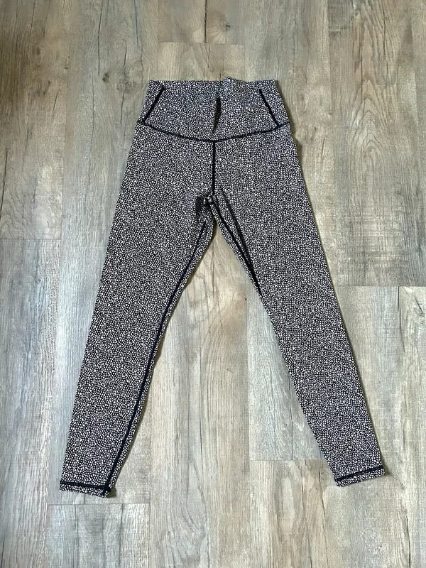 Varley leggings and sport bra set size S - Image 8
