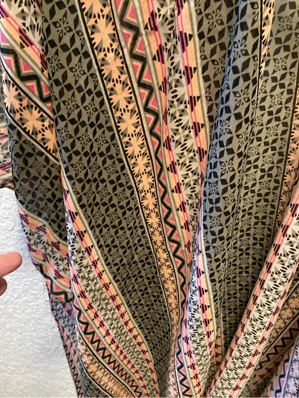 Cato Pink and Olive Patterned Open-Front Kimono Shrug - Image 4