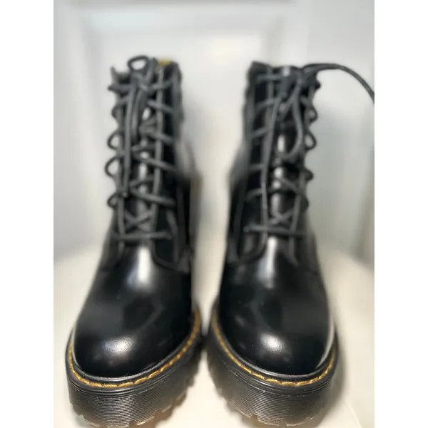 Dr.‎ Martens Persephone Heeled Boot Sz 7 Black Leather Lace Up Platform Lug Sole - Image 3