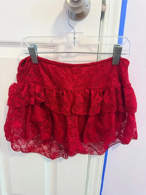 SHEIN red lace skirt set - Image 5