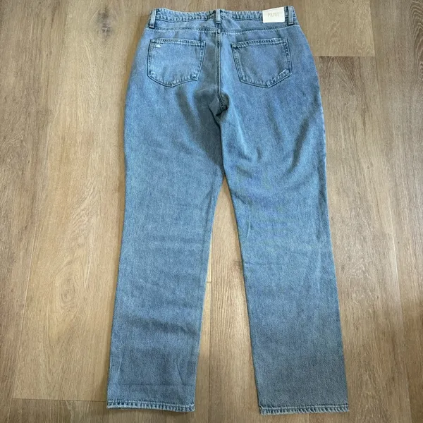 Paige Relaxed Noella Light Wash Denim Jeans - Image 5