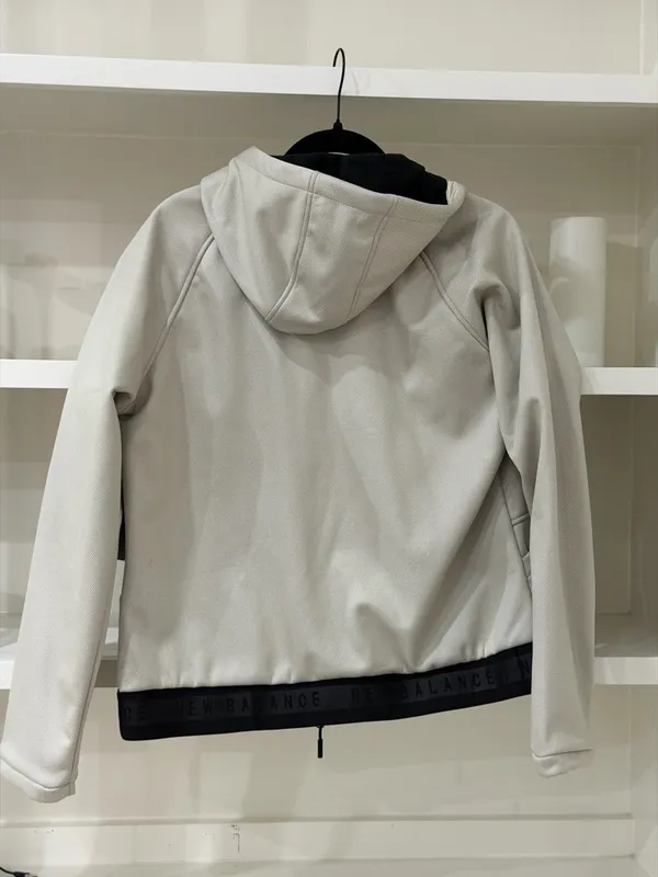 New Balance Women’s Cream Hooded Zip Jacket - Image 3