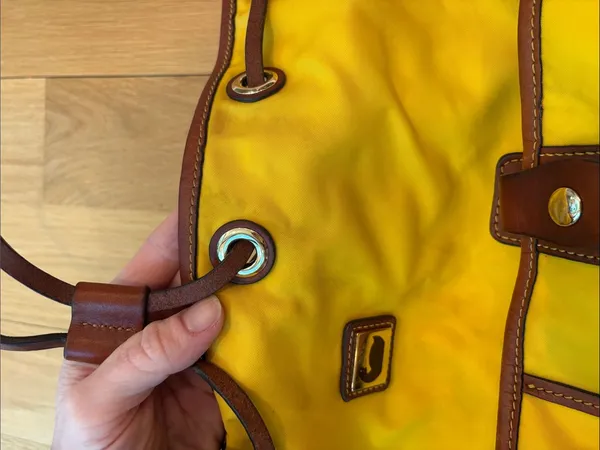 Vtg Dooney & Bourke Wayfarer Purse Yellow Nylon Leather Shoulder Bag - Image 3