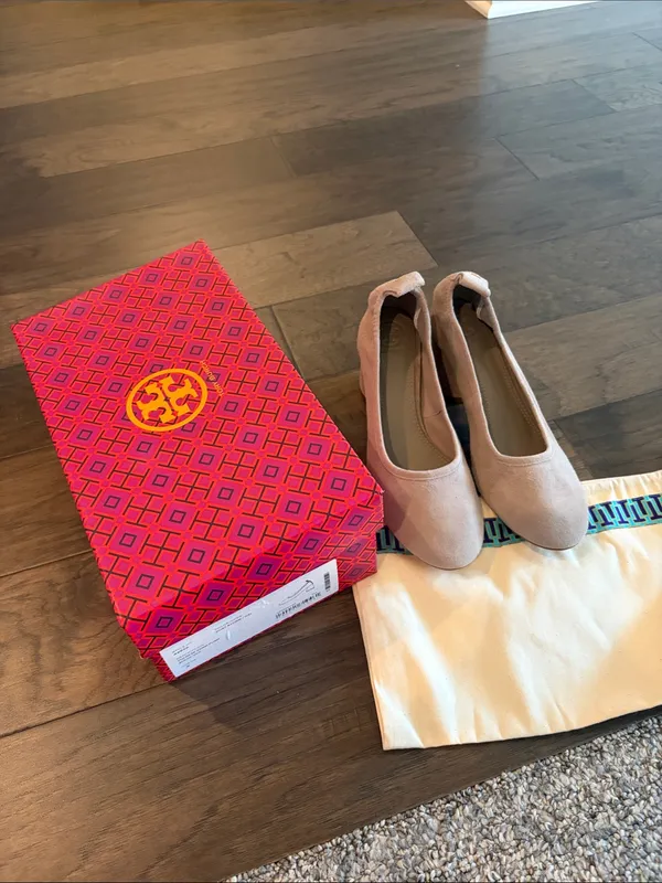New in Box Tory Burch Therese 65mm Suede Pump Sz 8 - Image 9
