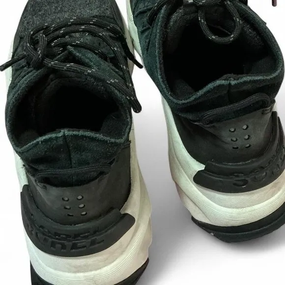 Sorel Kinetic RNEGD Sporty Chunky Sneaker Womens 6.5 Black Grey Wavy Platform - Image 5
