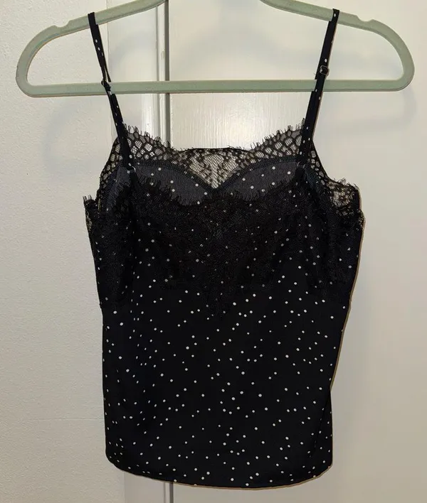 Lulu’s Maddox Eyelash Lace Cami in Black & White Polka Dot - Image 3