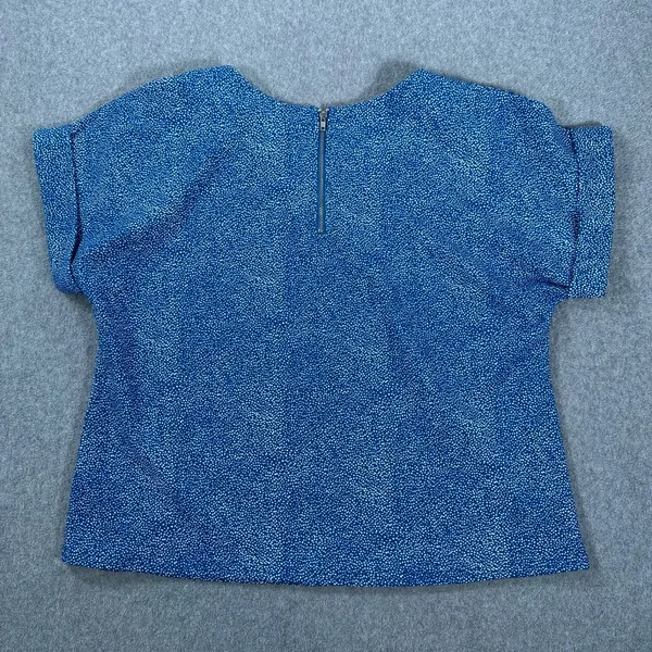 Melloday Blue Dotted Blouse Women's Medium Short Sleeve Round Neck - Image 6