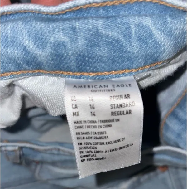 American Eagle Jeans - Image 3