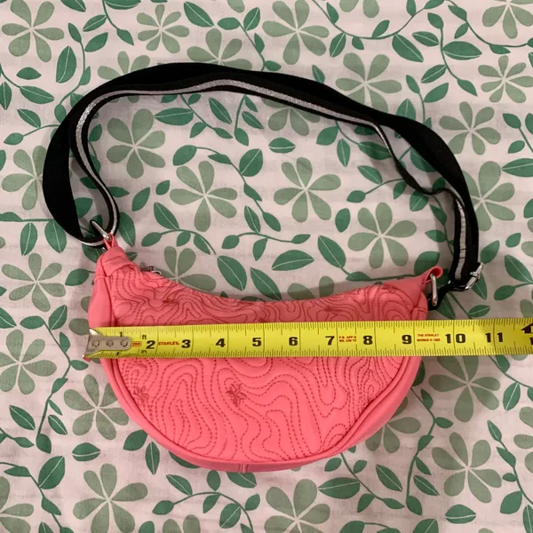 Skinnydip London Sling Pink Crossbody Bag - Image 11