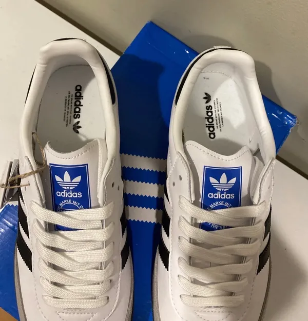 Women's size 8/ Mens size 7 (UK6.5) Adidas Samba White Black Gum New with box - Image 3