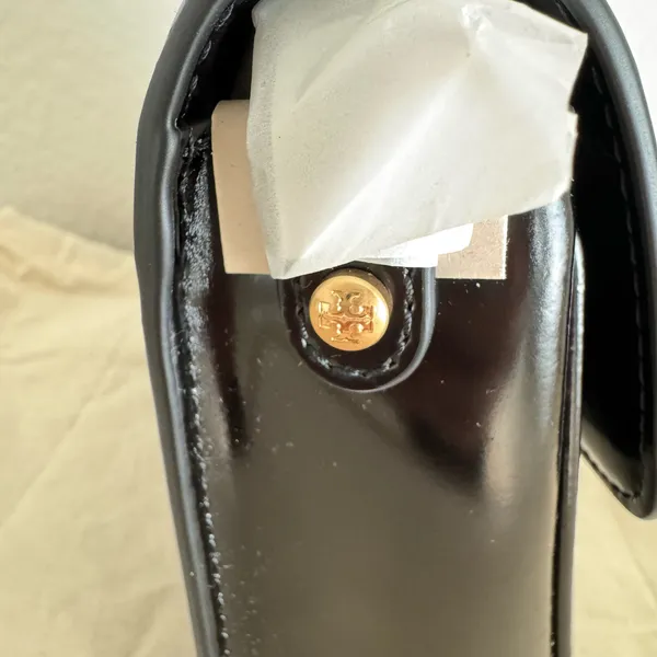 Tory Burch Robinson Spazzolato Shoulder Bag Black - Image 6