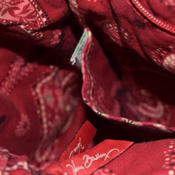 Vera Bradley Crossbody Handbag, "Mesa Red-2006", Zip Closure, Paisley Pattern - Image 6