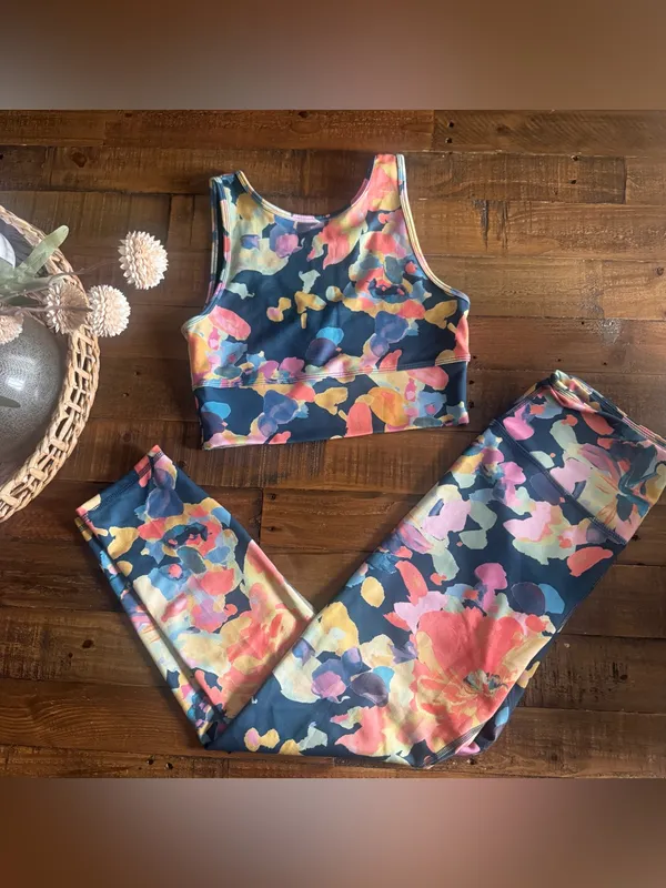 ANTHRO | DAILY PRACTICE Multicolor Floral Active Set‎ - Image 2