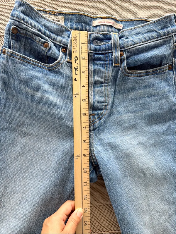 Levi's High-Rise Jeans - Light Blue Denim vtg y2k - Image 5