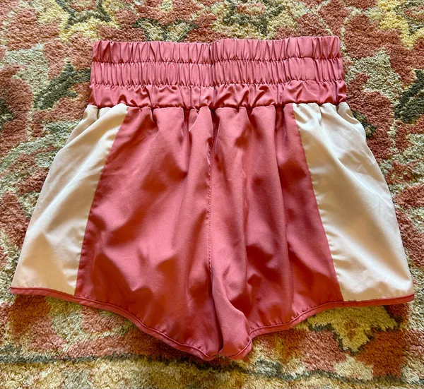 Boutique New In High Waisted Pink Shorts - Image 3