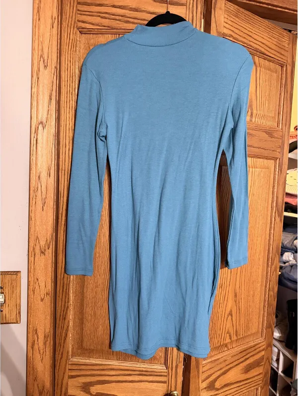 NWOT Blue Ribbed Bodycon Dress Size M - Image 5