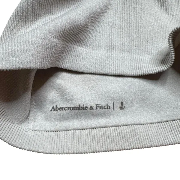 Abercrombie & Fitch Ribbed V-Neck Bralette Off-White Small - Image 7
