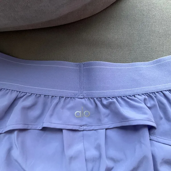 Alo Yoga Match Point Short Lilac Blue M - Image 5