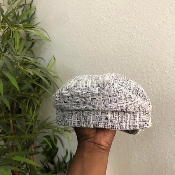 Anthropologie Black White Houndstooth Plaid Tweed frayed newsboy baker boy hat cap gold tone button-One Size (O/S) - Image 8